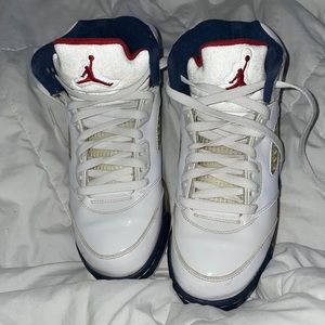 Air Jordan Retro 5 Olympic 2011 size 7Y